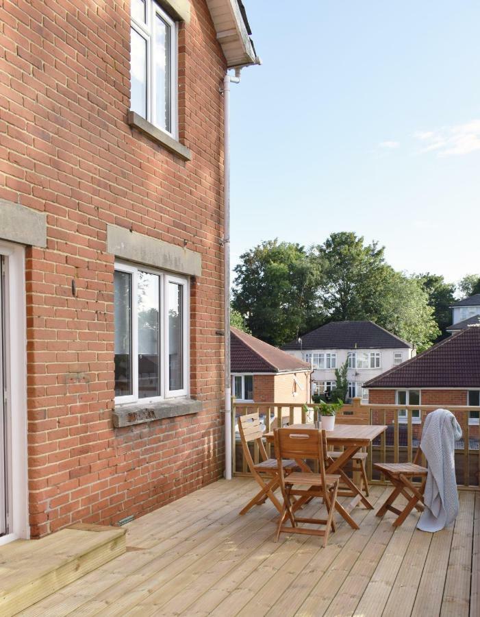 Charming Three Bed Home Near City Centre And Hospital Southampton Esterno foto